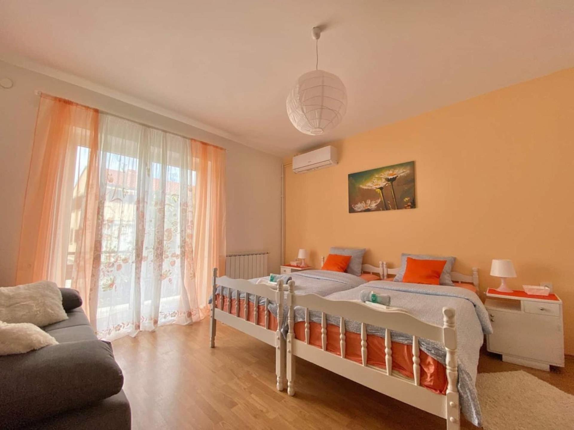 Apartments Xenia Krk 克尔克 外观 照片