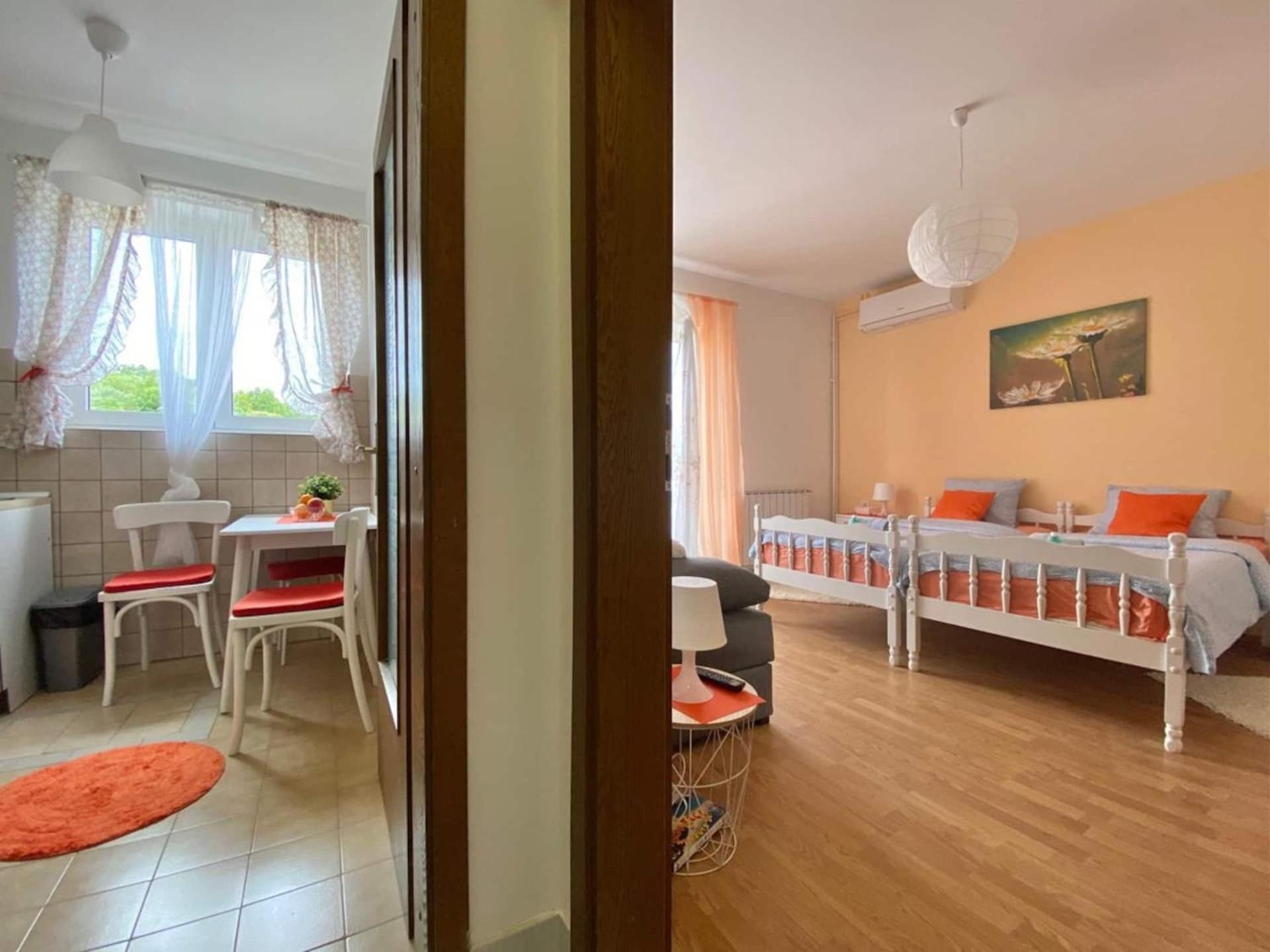 Apartments Xenia Krk 克尔克 外观 照片