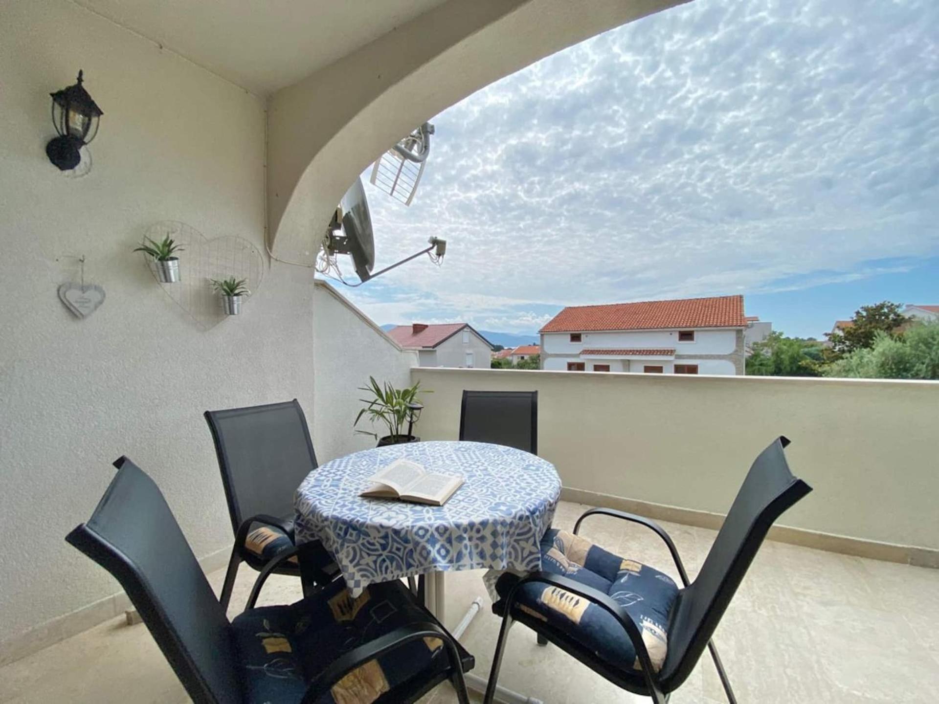 Apartments Xenia Krk 克尔克 外观 照片
