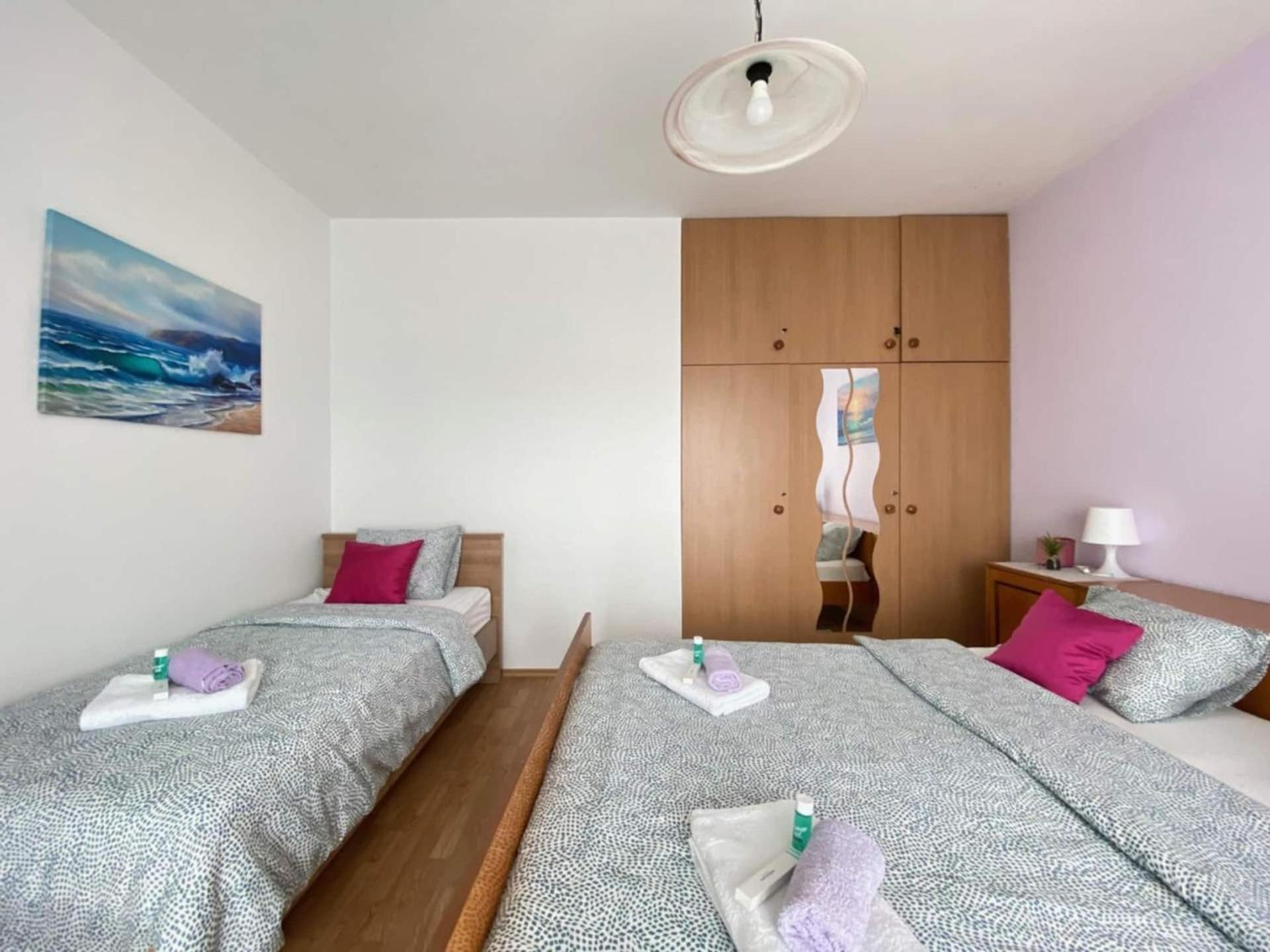 Apartments Xenia Krk 克尔克 外观 照片